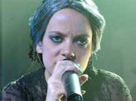 महारानी विक्टोरिया बनीं लिली एलेन