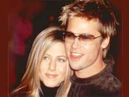 ब्रैड पिट ने एनिस्‍टन से माफी मांगी