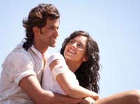 रिलायंस करेगी 'काइट्स' का विपणन