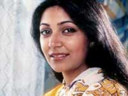 दीप्ति नवल निर्देशित फिल्म कांस में