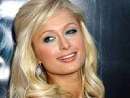 डॉग के बच्चों की मां बनेंगी पेरिस