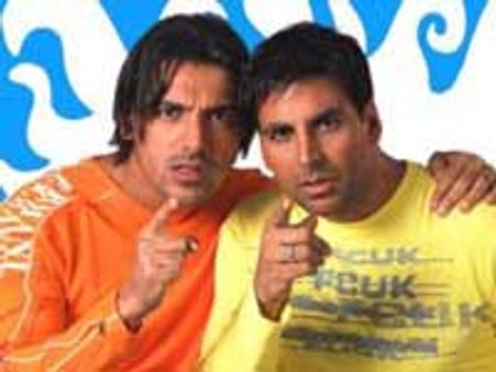 'पोल डांस' करेंगे जॉन और अक्षय