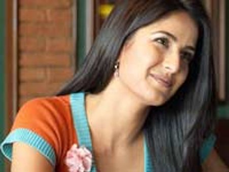 ’दोस्ताना’ के सीक्वल में कैटरीना