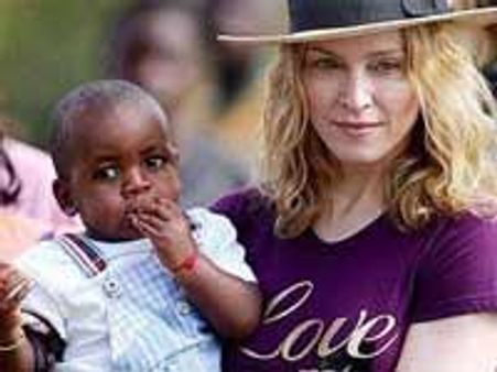 मर्सी को घर लाने की तैयारी में मैडोना