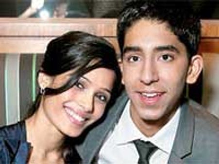 फ्रीडा ने स्‍वीकारी देव से प्रेम की बात