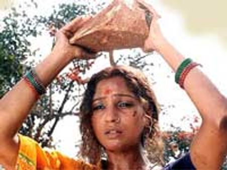 भोपाल में जनजातीय फिल्म समारोह शुरू