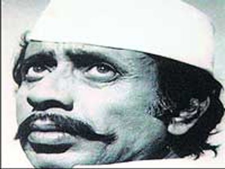 जमीन से जुड़े सज्जन थे नीलू फुले: बिग बी