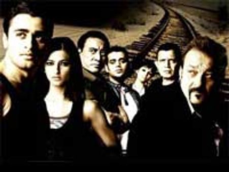 लक: भाग्‍य का बिगड़ा खेल