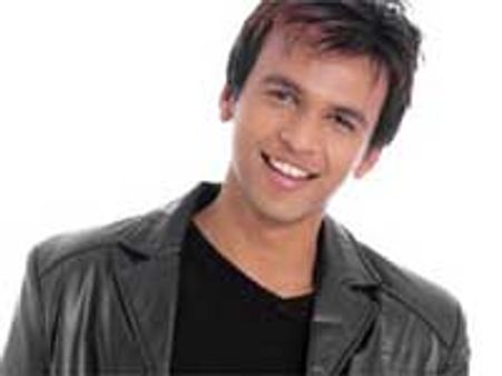 शिवसेना से जुड़े अभिजीत सावंत