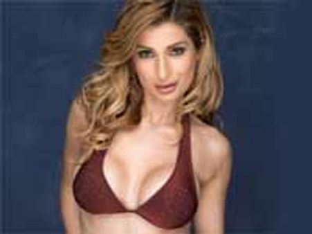 निगार की एंट्री से जंगल में हल्‍ला