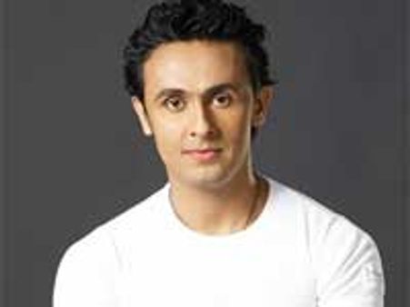 दर्शकों के करीब आएंगे सोनू निगम