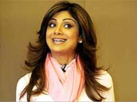 'पब्लिसिटी के लिए मेरा नाम उछाला जा रहा है'