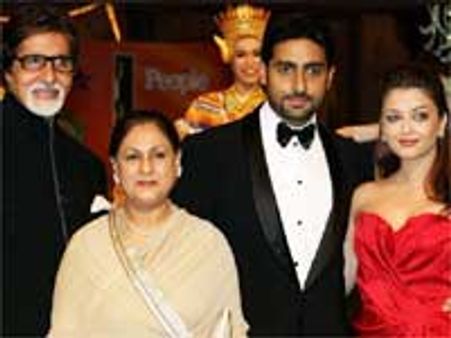 बिग बी को सम्‍मानित करेंगे ऐश-अभि