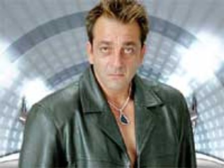 अब डराने चले संजय दत्त