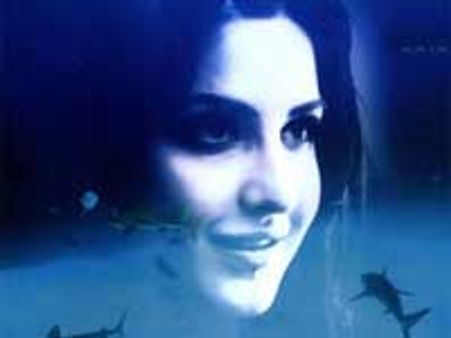 'ब्‍लू' में आठ मिनट के लिए है कैट