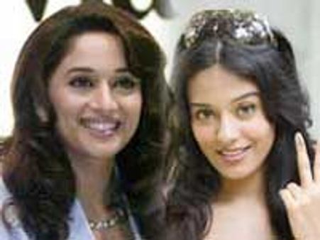 हुसैन के कैनवास पर माधुरी, अमृता