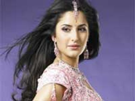 ओले की ब्रांड एम्बेस्डर बनी कैटरीना