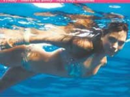 एम्‍पायर पत्रिका में छपेगी फिल्‍म ब्‍लू