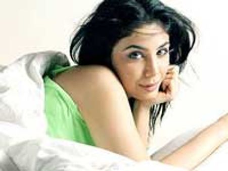 आयशा टाकिया की बहन भी फिल्‍मों में