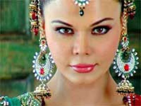 एलेस से शादी नही करेगी राखी