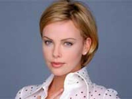 थिरॉन ने मां का आभार जताया