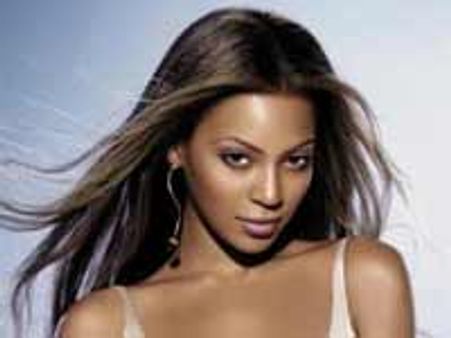 मोटरसाइकिल चलाएंगी बियोंस