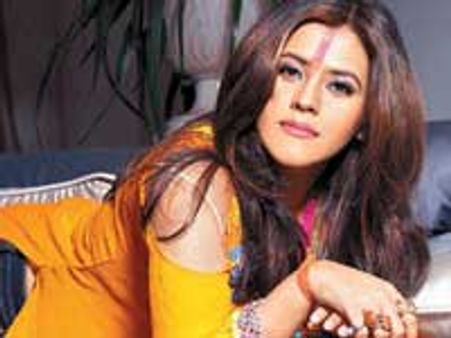 एकता ने छोड़ा 'के' का दामन