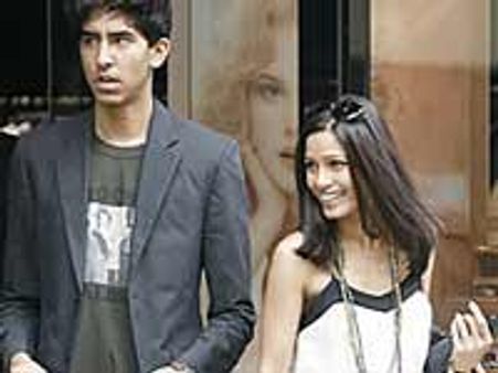 फ्रीडा की सलाह नहीं मान रहे देव