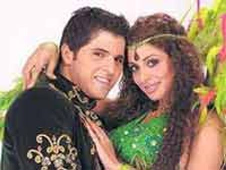 तनाज़ या बख्तियार कौन होगा बाहर