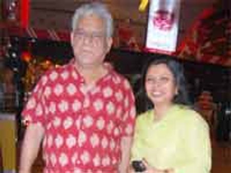 ओम पुरी की सेक्स लाईफ का तमाशा बना