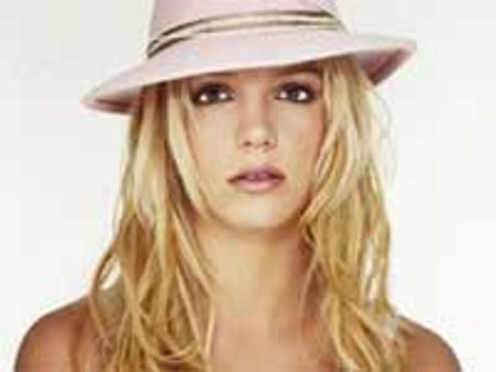 पिता द्वारा यौन शोषण का शिकार हैं ब्रिटनी