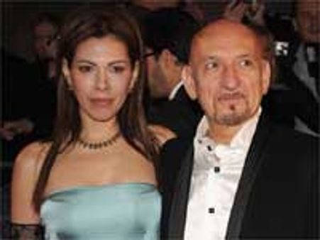 ताजमहल में खोये बेन किंग्सले