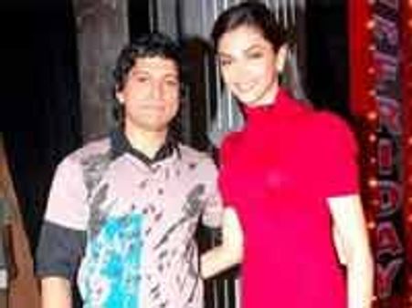 दीपिका की लाइफ में फरहान की एंट्री