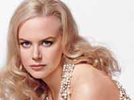 इंटीरियर डिजाइनर बन सकती हैं निकोल