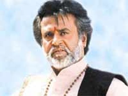 'पा' देख कर रो पड़े रजनीकांत