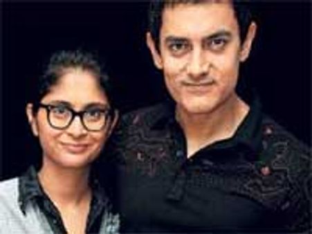 दादा के घर से निकले आमिर