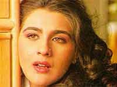 सैफ ने रिकमेंड किया अमृता को