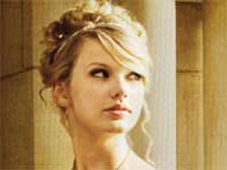 अभिनेत्री बनेंगी टेलर स्विफ्ट