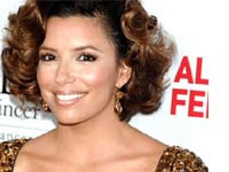 अब इवा की खुशबू का लुत्फ लें