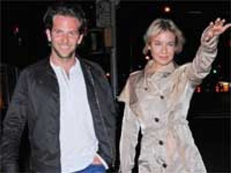 रेनी-कूपर ने खरीदा नया घर