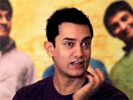 '3 ईडियट्स' को मलेशियाई समीक्षक ने सराहा