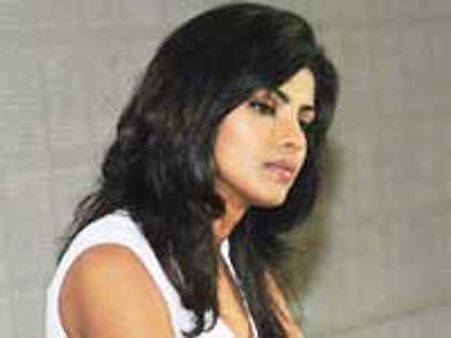 'प्यार इंपॉसिबल' में मेरा किरदार कठिन था : प्रियंका चोपड़ा