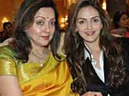 एशा के बदन पर पड़ गए हैं छाले