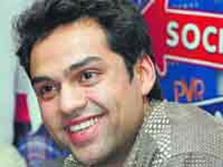 पक्के घुमक्कड़ हैं अभय देओल