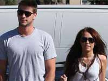 मिली ने कहा लिएम हैं पहला प्यार