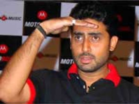 अर्थ ऑवर पर नहीं पहुंचे अभिषेक बच्चन