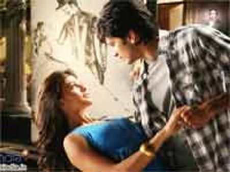 फिल्‍म समीक्षा: जाने कहां से आई है