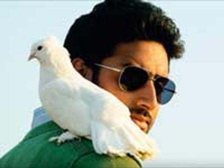 अभिषेक को तोहफे में मिला आईपैड