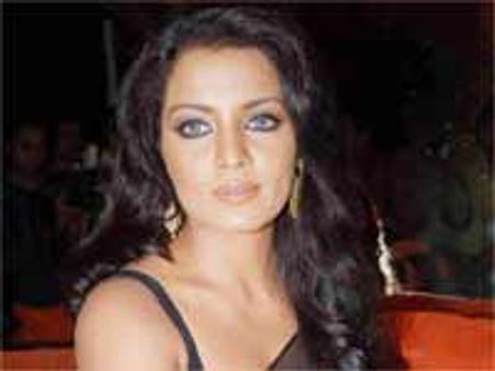 एंग्लो इडियन सेलिना जेटली कहेंगी हेलो डार्लिंग'