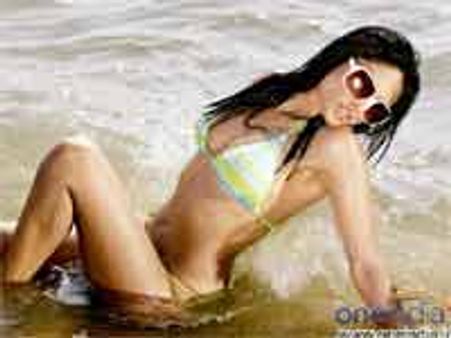 अरूणा के न्यूड सीन को सेंसर की हरी झंडी!